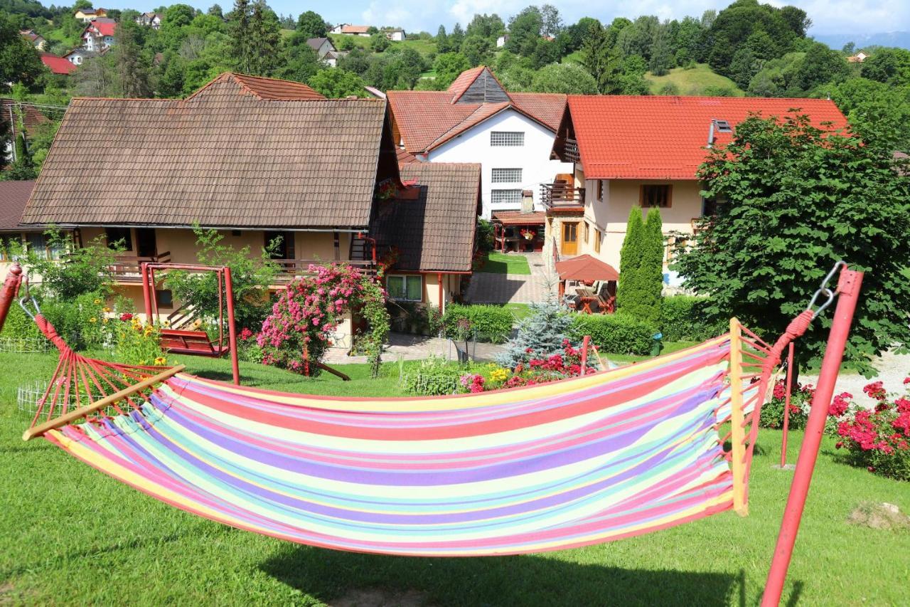 Pensiunea Dealul Frumos Bran  Extérieur photo
