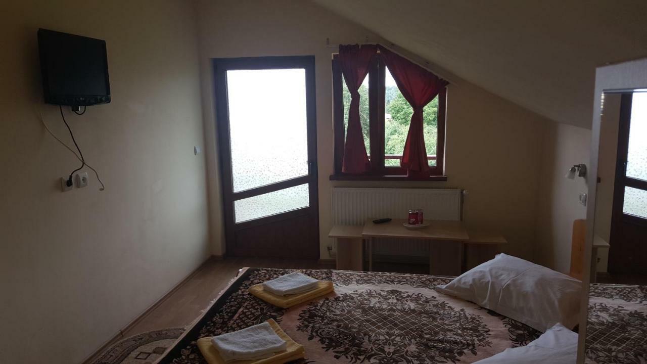Pensiunea Dealul Frumos Bran  Extérieur photo