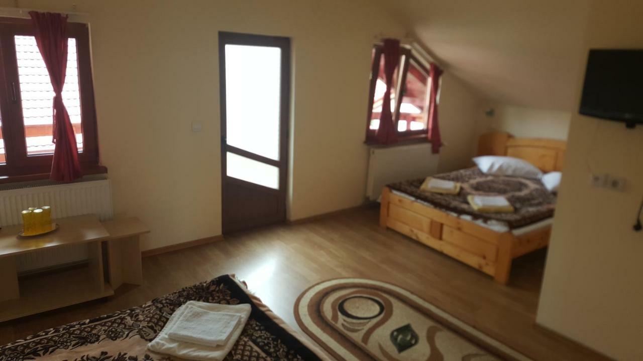 Pensiunea Dealul Frumos Bran  Extérieur photo