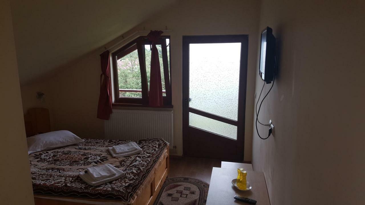 Pensiunea Dealul Frumos Bran  Extérieur photo