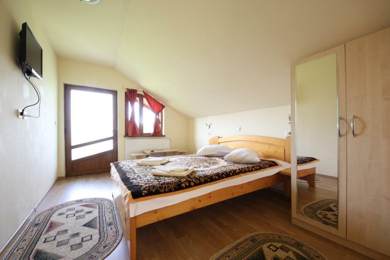 Pensiunea Dealul Frumos Bran  Extérieur photo
